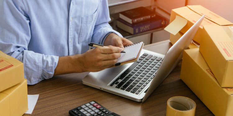 Online selling,e-commerce.